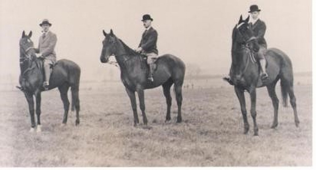 I48509 - I48516 - I48520 - Three Generations of Harkers on Horseback